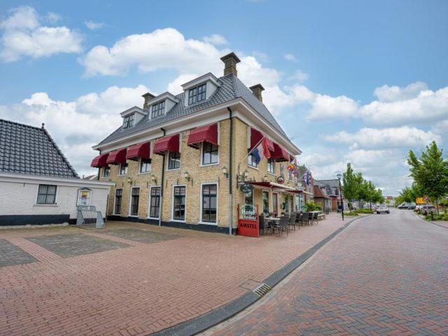 Hotel De Harmonie Sexbierum Eksteriør billede